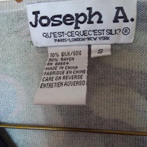 Vintage Floral Sweater - Picture 3 of 6